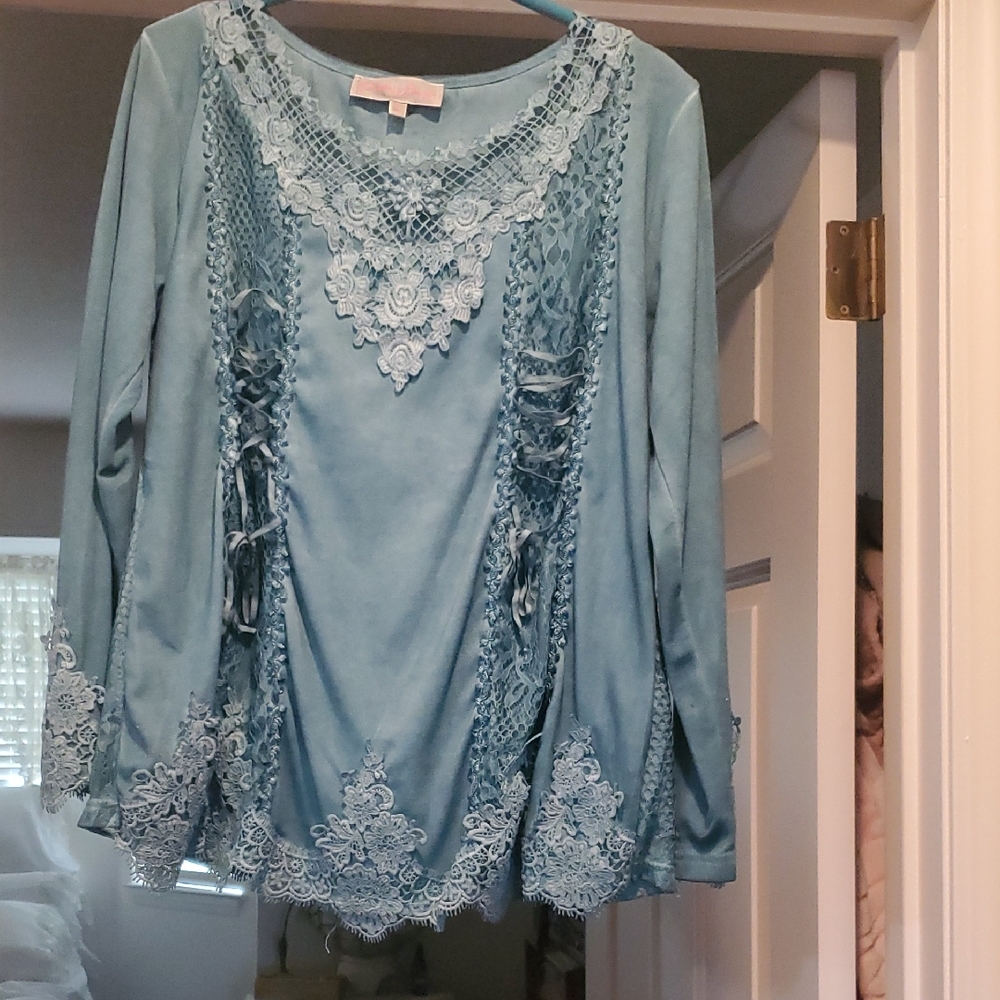Pretty Angel Teal Lace Accent Blouse